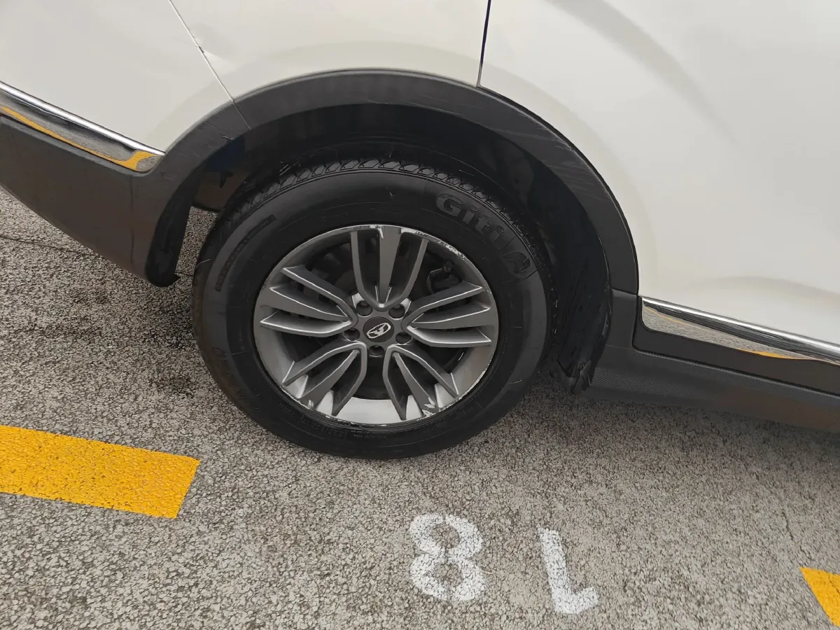 2017 KaiYi X5 2.0L 139HP L4 5MT,autocango,china used car exporter,china ev exporter,chinese used car exporter,chinese used ev exporter