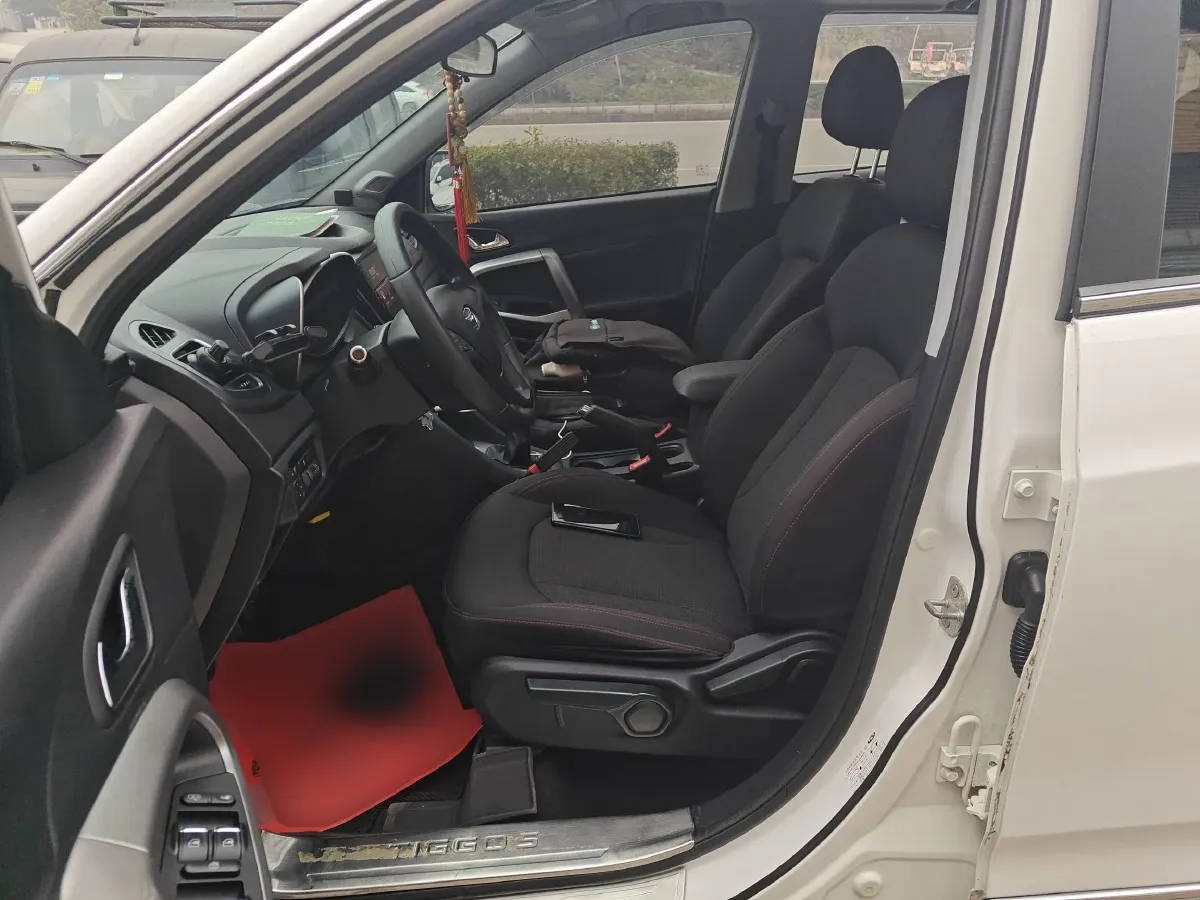 2017 KaiYi X5 2.0L 139HP L4 5MT,autocango,china used car exporter,china ev exporter,chinese used car exporter,chinese used ev exporter