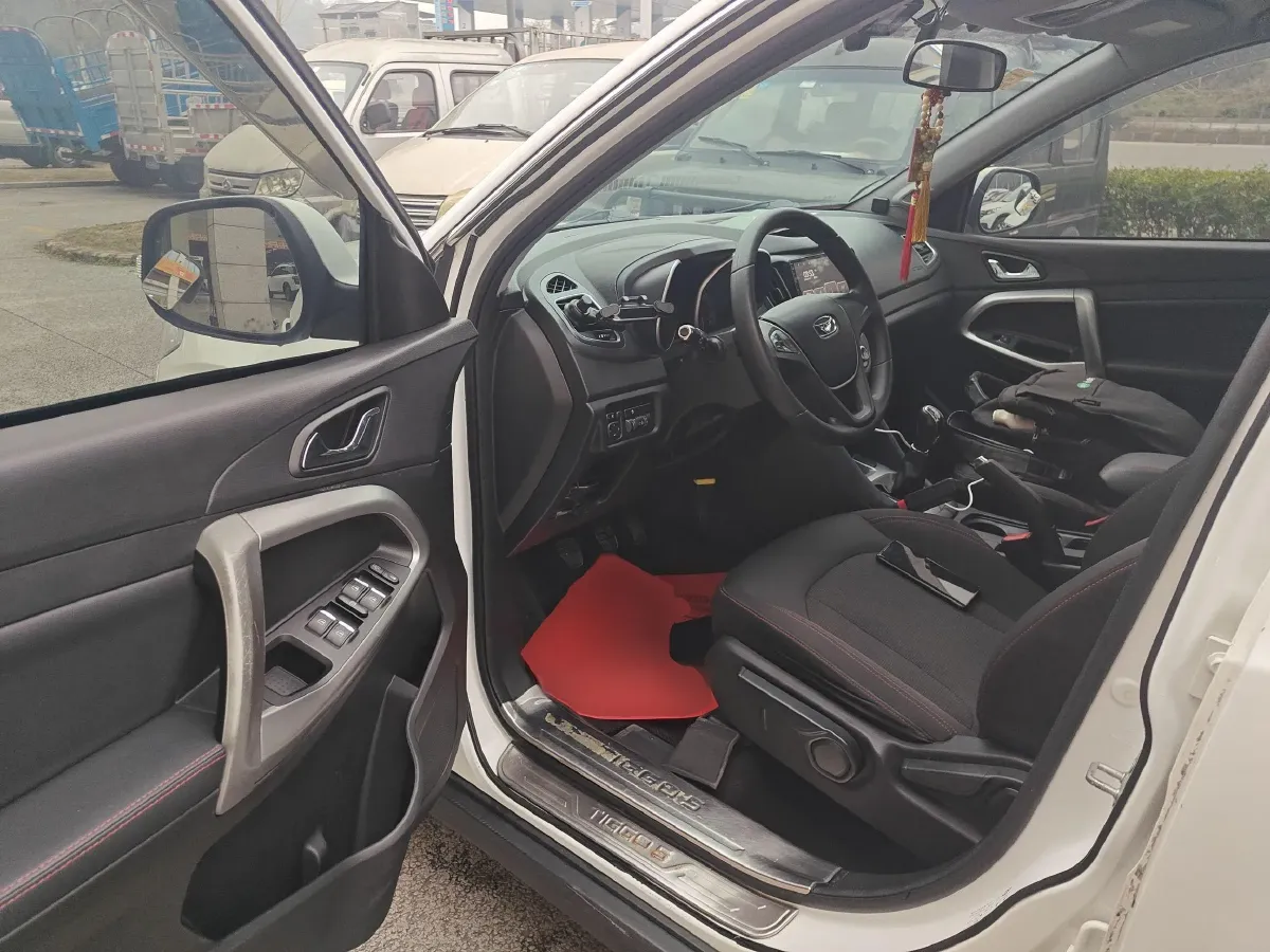 2017 KaiYi X5 2.0L 139HP L4 5MT,autocango,china used car exporter,china ev exporter,chinese used car exporter,chinese used ev exporter