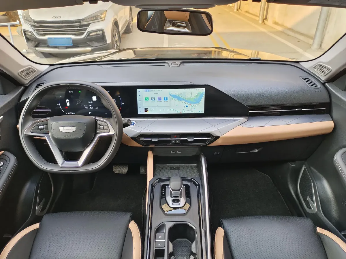 2024 Geely OkavangoPRO 1.5T 181HP L4 7DCT,autocango,china used car exporter,china ev exporter,chinese used car exporter,chinese used ev exporter