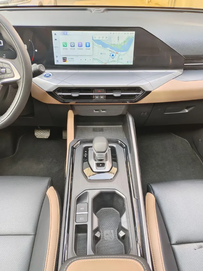 2024 Geely OkavangoPRO 1.5T 181HP L4 7DCT,autocango,china used car exporter,china ev exporter,chinese used car exporter,chinese used ev exporter