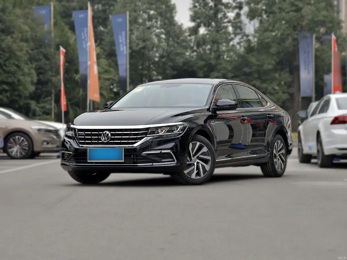 2019 Volkswagen Passat 1.4T 150HP L4 6DCT PHEV 12.1KWH