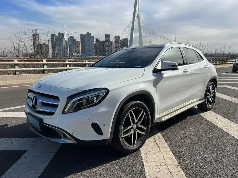 2016 Mercedes-Benz GLA Class 1.6T 156HP L4 7DCT