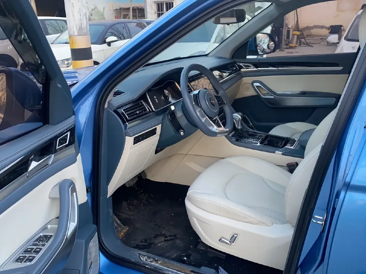 2017 Zotye Damy X7 1.8T 177HP L4 6DCT,autocango,china used car exporter,china ev exporter,chinese used car exporter,chinese used ev exporter