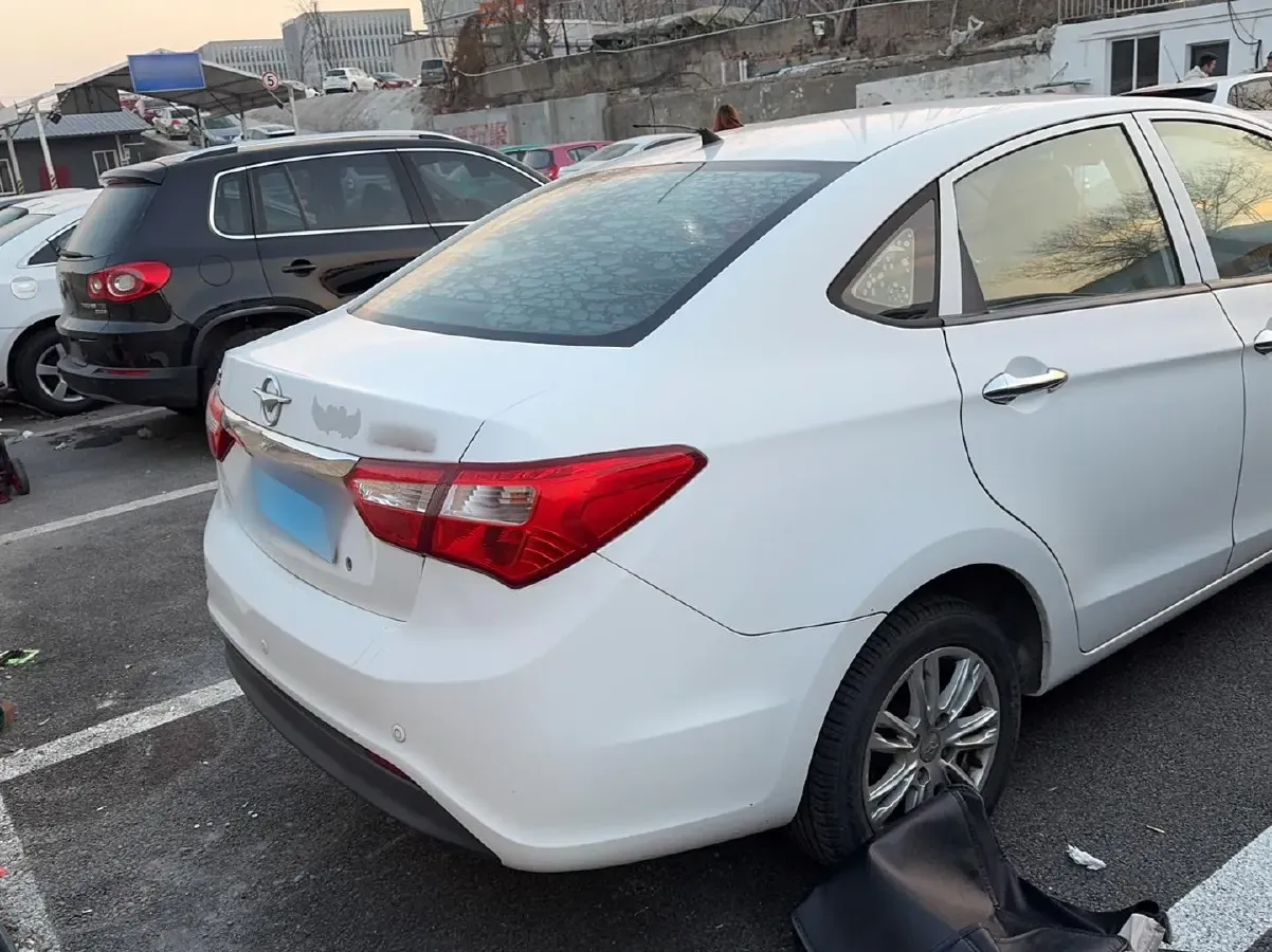 2016 HaiMa M3 1.5L 112HP L4 5MT,autocango,china used car exporter,china ev exporter,chinese used car exporter,chinese used ev exporter