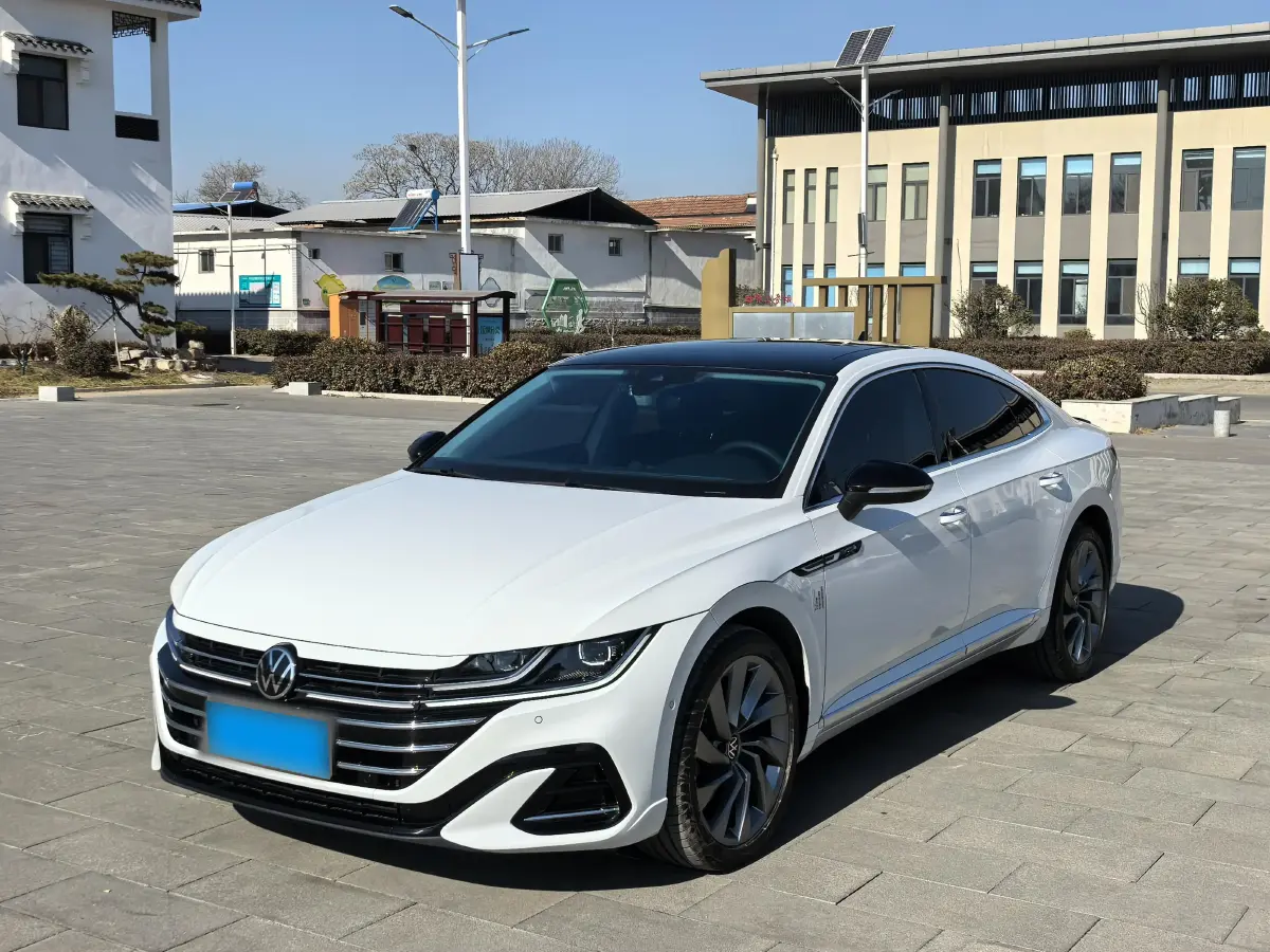 2021 Volkswagen CC 2.0T 220HP L4 7DCT