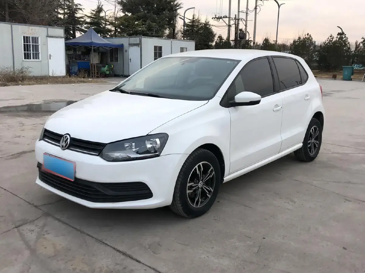 2018 Volkswagen Polo 1.5L 110HP L4 6AT