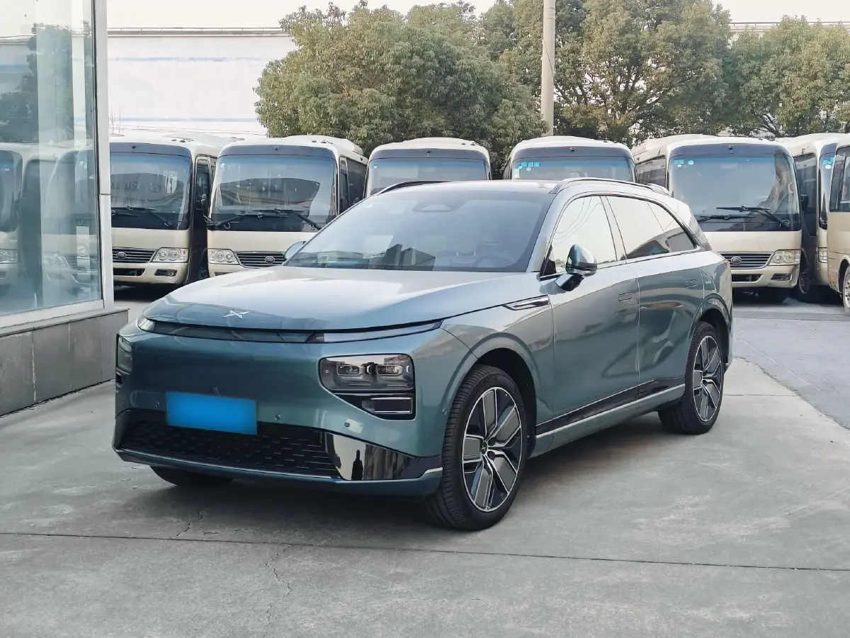 2022 Xpeng G9 BEV 98KWH