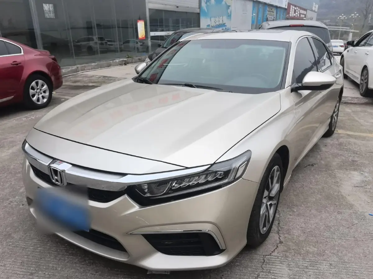 2019 Honda Inspire 1.5T 194HP L4 CVT