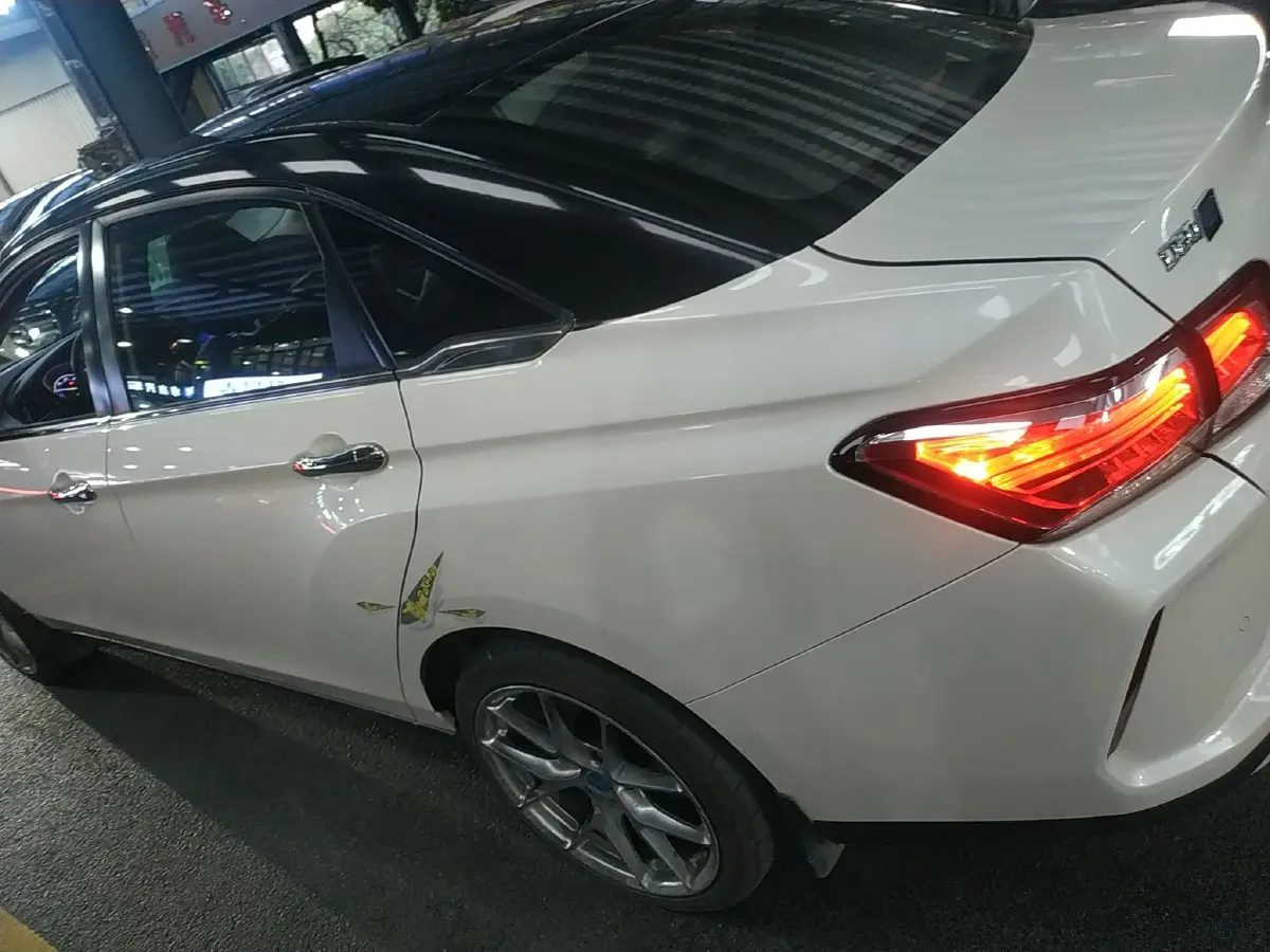 2019 Venucia D60 EV BEV 58KWH,autocango,china used car exporter,china ev exporter,chinese used car exporter,chinese used ev exporter