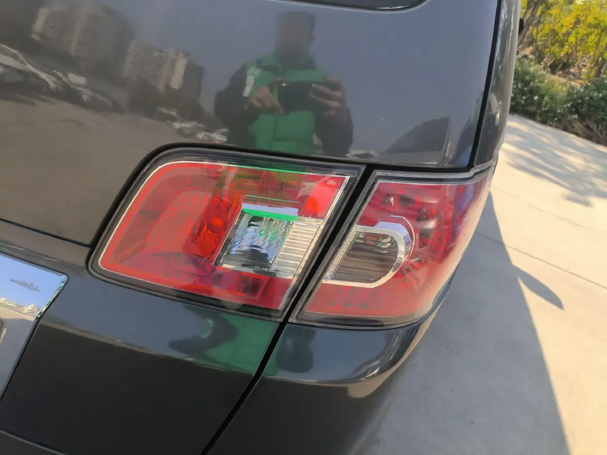 2011 Mazda 8 2.3L 154HP L4 4AT,autocango,china used car exporter,china ev exporter,chinese used car exporter,chinese used ev exporter