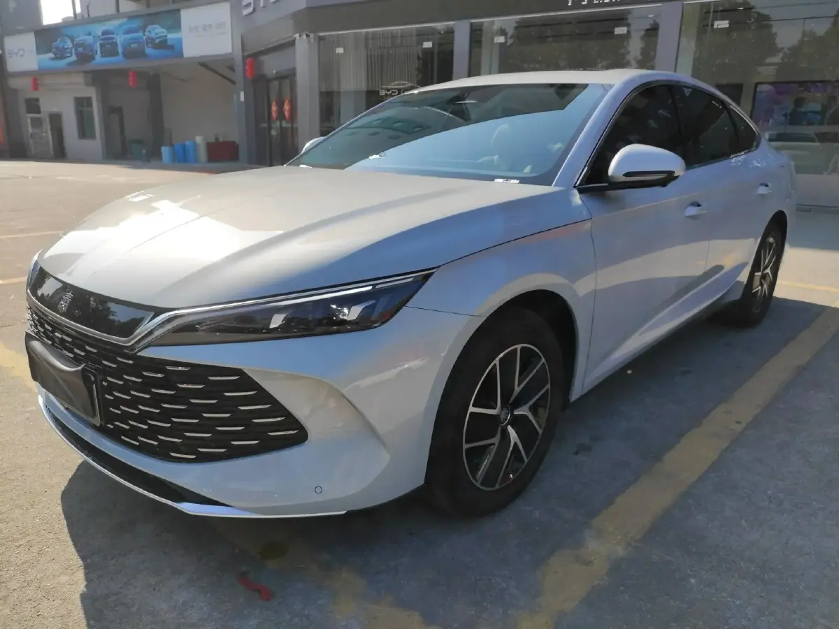 2024 BYD QinL 1.5L 101HP L4 E-CVT PHEV 15.87KWH