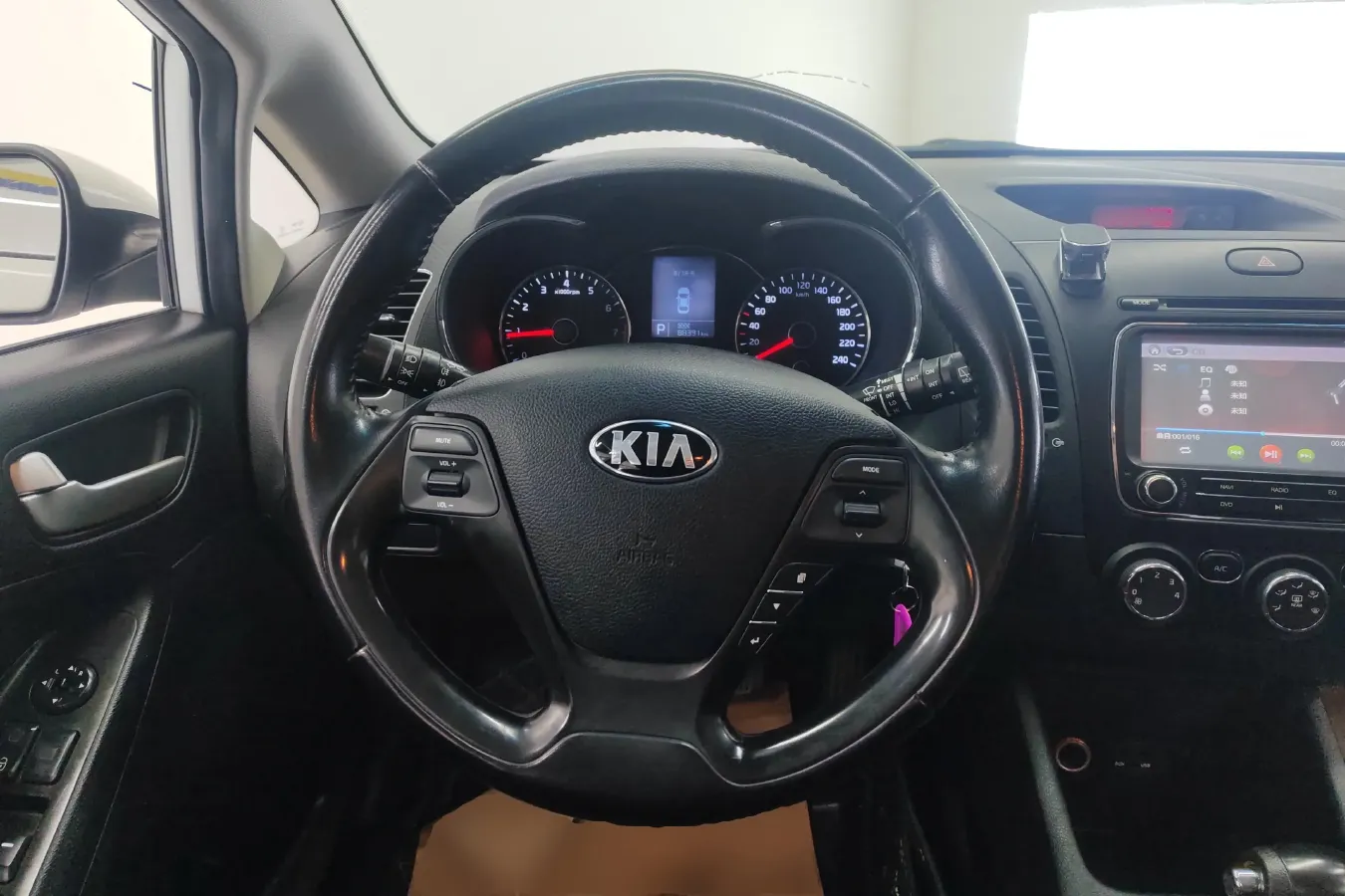 2014 Kia K3S 1.6L 128HP L4 6AT,autocango,china used car exporter,china ev exporter,chinese used car exporter,chinese used ev exporter