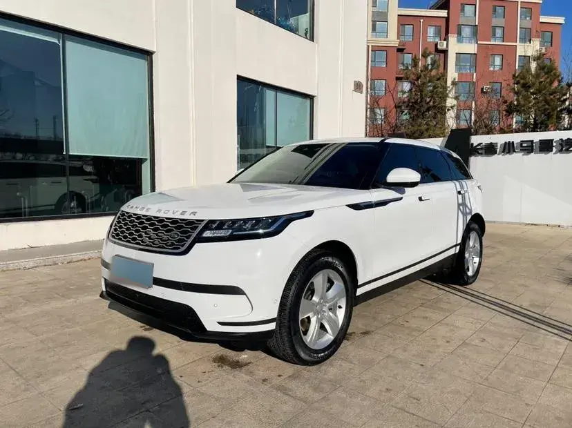 2022 Land Rover Range Rover Velar 2.0T 250HP L4 8AT