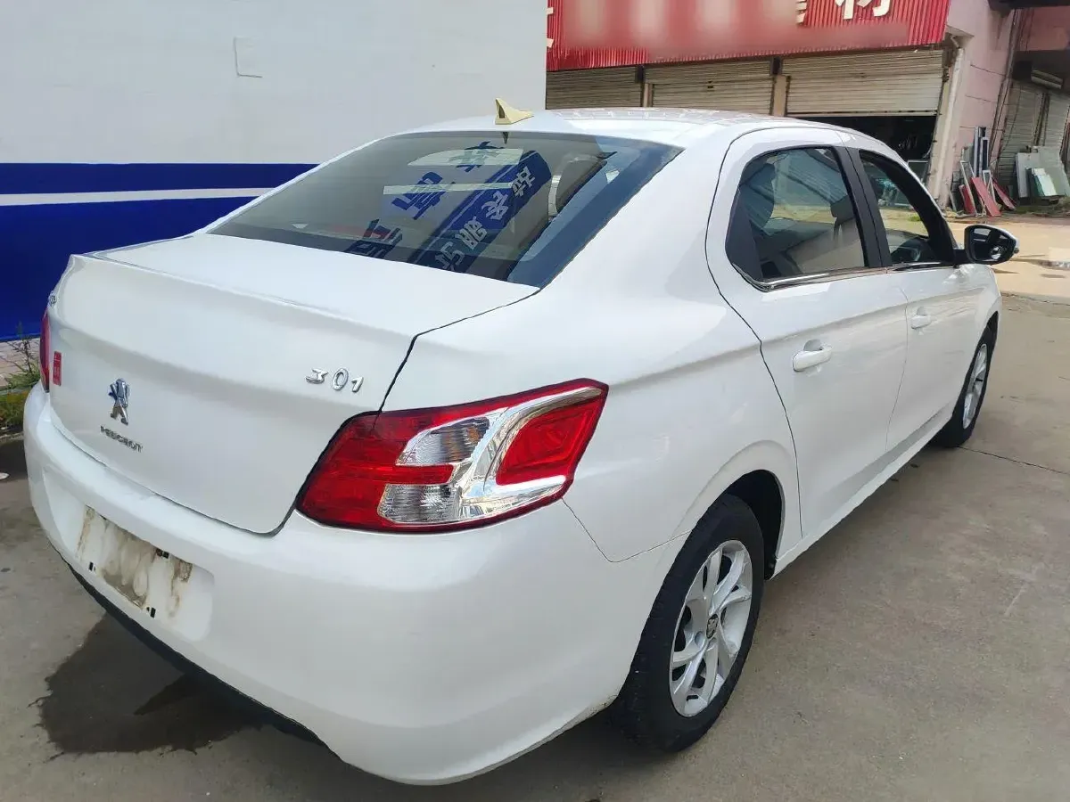 2014 Peugeot 301 1.6L 117HP L4 5MT,autocango,china used car exporter,china ev exporter,chinese used car exporter,chinese used ev exporter