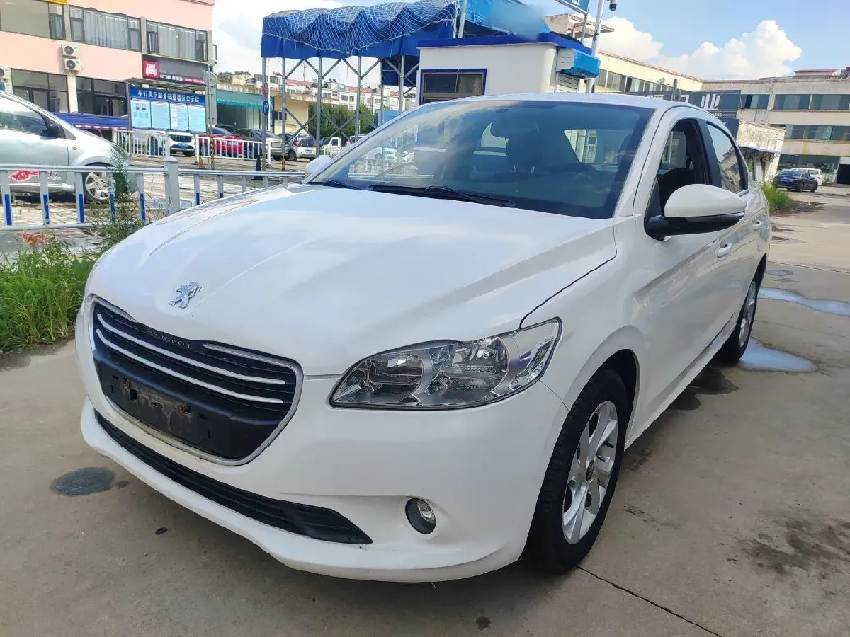 2014 Peugeot 301 1.6L 117HP L4 5MT,autocango,china used car exporter,china ev exporter,chinese used car exporter,chinese used ev exporter