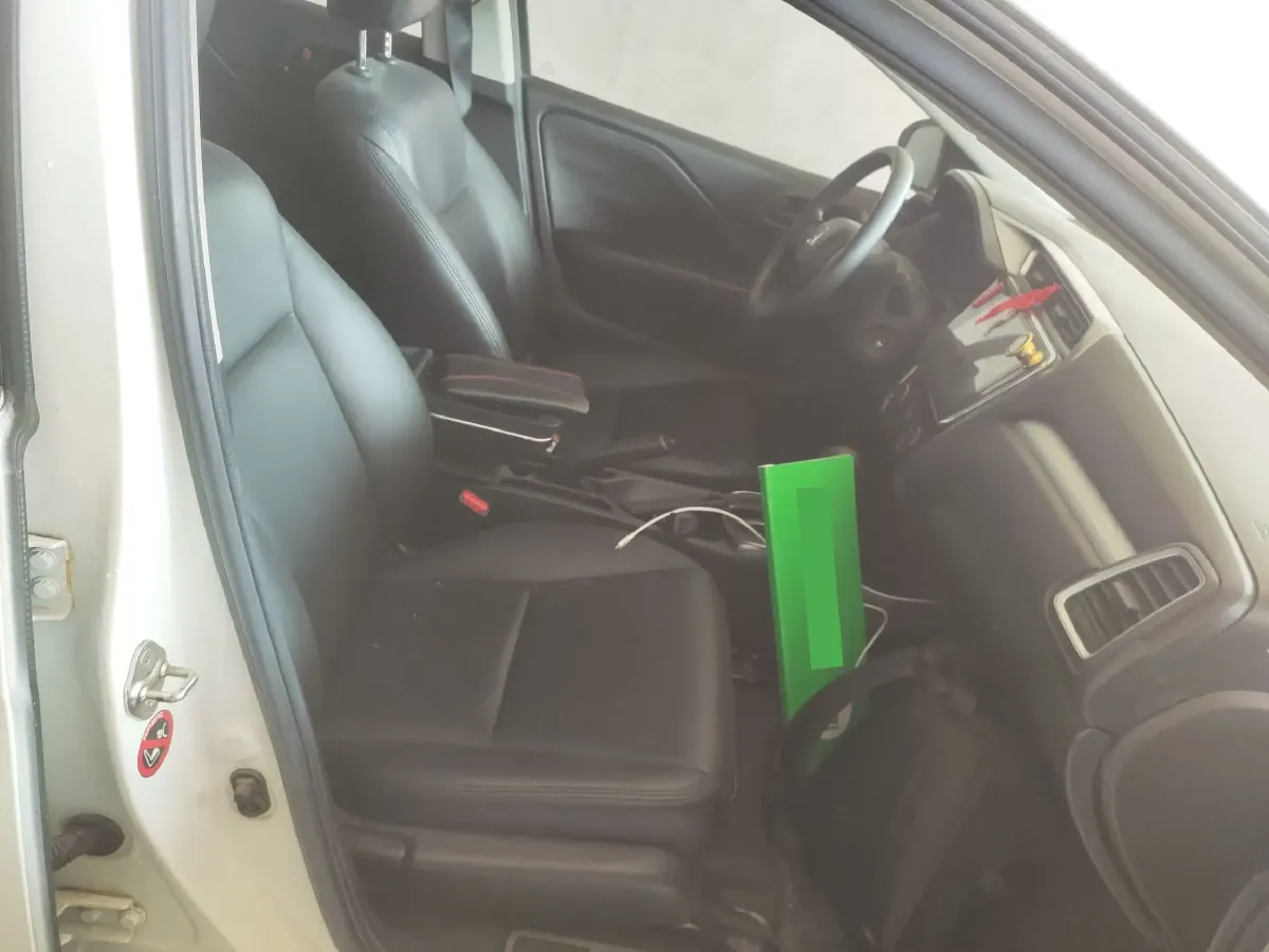 2017 Honda Gienia 1.5L 131HP L4 CVT,autocango,china used car exporter,china ev exporter,chinese used car exporter,chinese used ev exporter