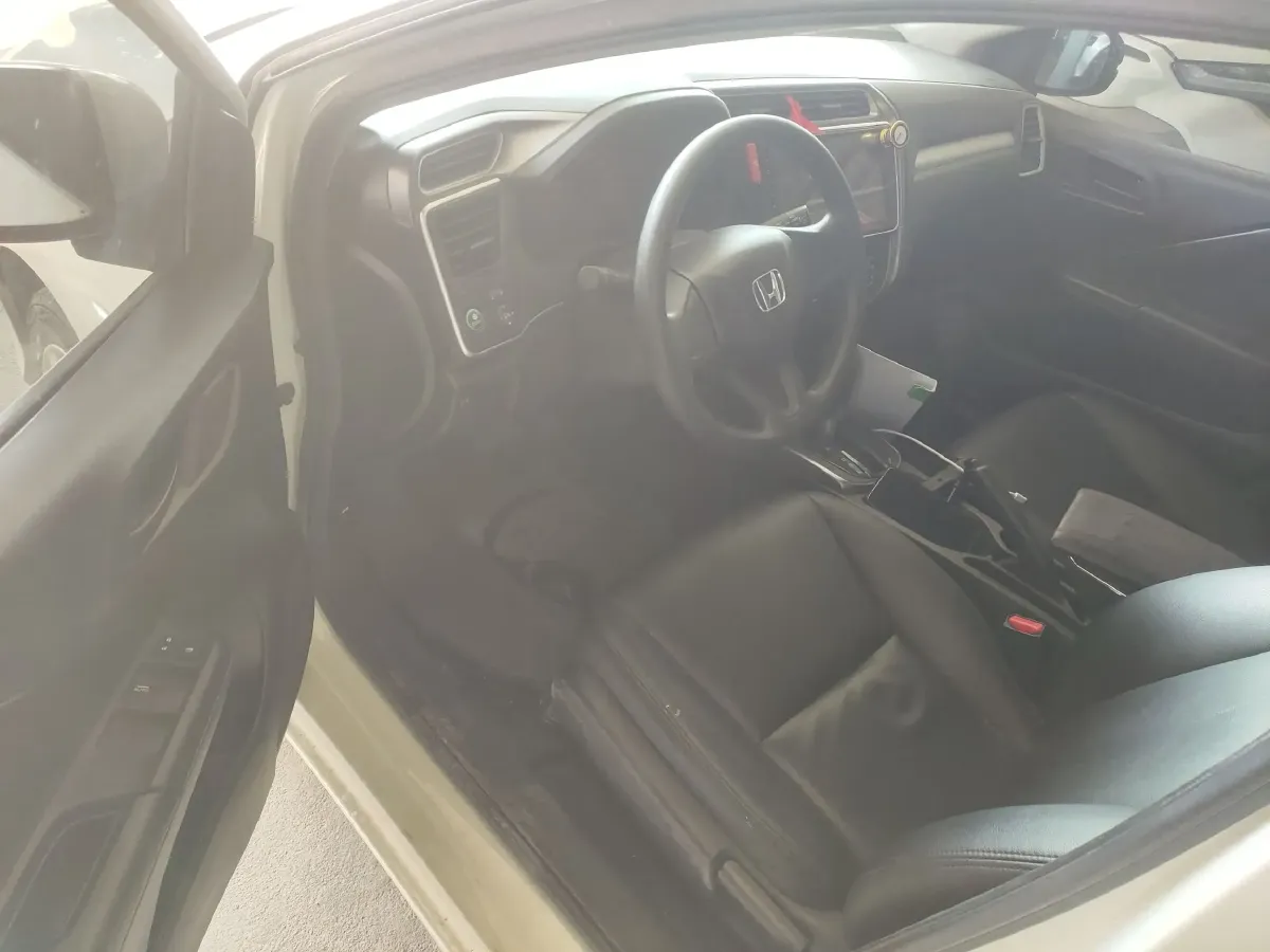 2017 Honda Gienia 1.5L 131HP L4 CVT,autocango,china used car exporter,china ev exporter,chinese used car exporter,chinese used ev exporter