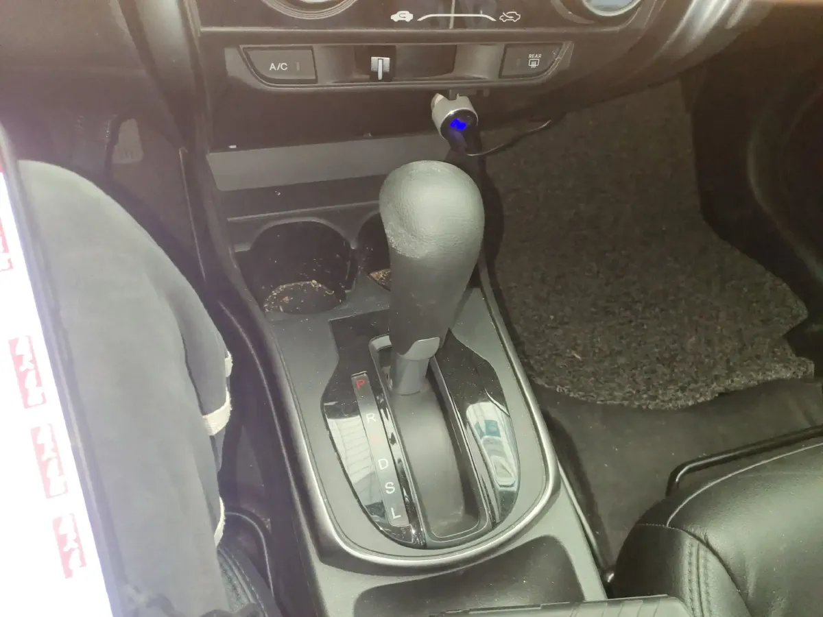 2017 Honda Gienia 1.5L 131HP L4 CVT,autocango,china used car exporter,china ev exporter,chinese used car exporter,chinese used ev exporter