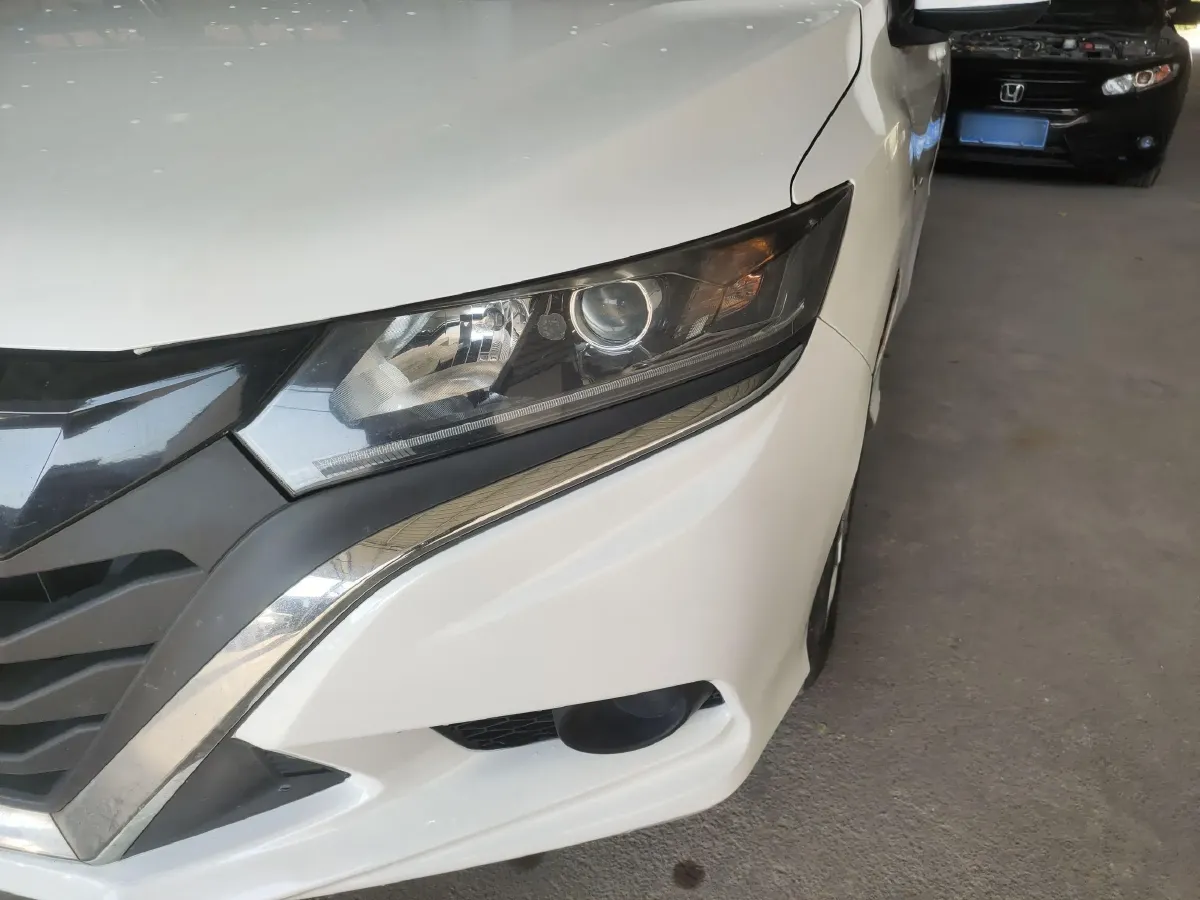 2017 Honda Gienia 1.5L 131HP L4 CVT,autocango,china used car exporter,china ev exporter,chinese used car exporter,chinese used ev exporter