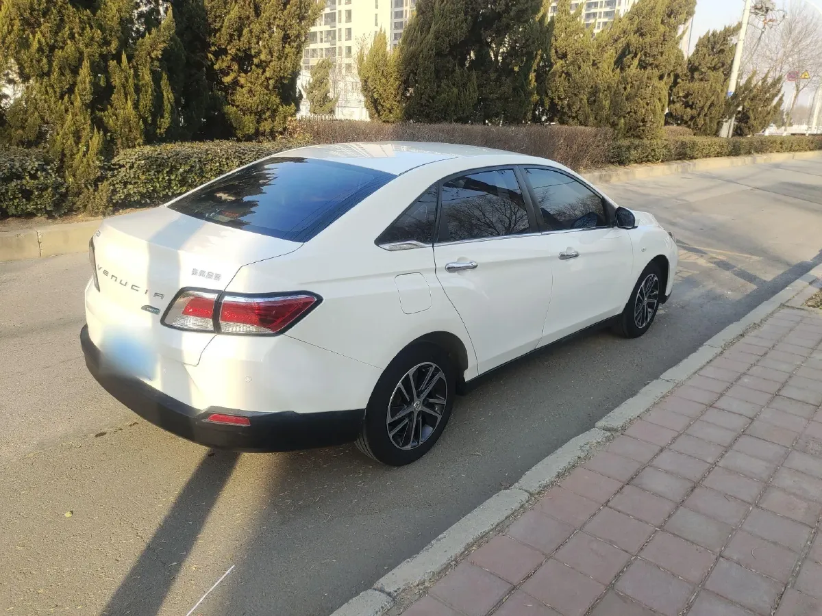 2020 Venucia D60 1.6L 126HP L4 CVT,autocango,china used car exporter,china ev exporter,chinese used car exporter,chinese used ev exporter