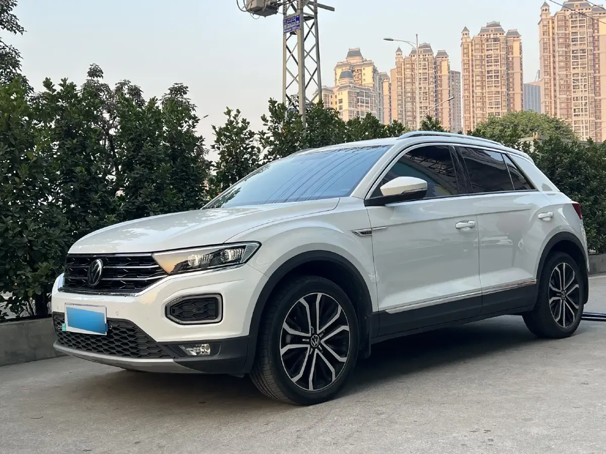2022 Volkswagen T-Roc 1.4T 150HP L4 7DCT
