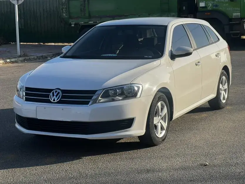 2013 Volkswagen Gran Lavida 1.6L 110HP L4 6AT 2013 Volkswagen Gran Lavida 1.6L 110HP L4 6AT