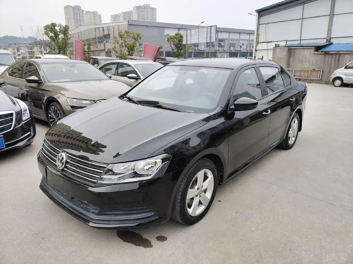 2017 Volkswagen Lavida 1.6L 110HP L4 6AT