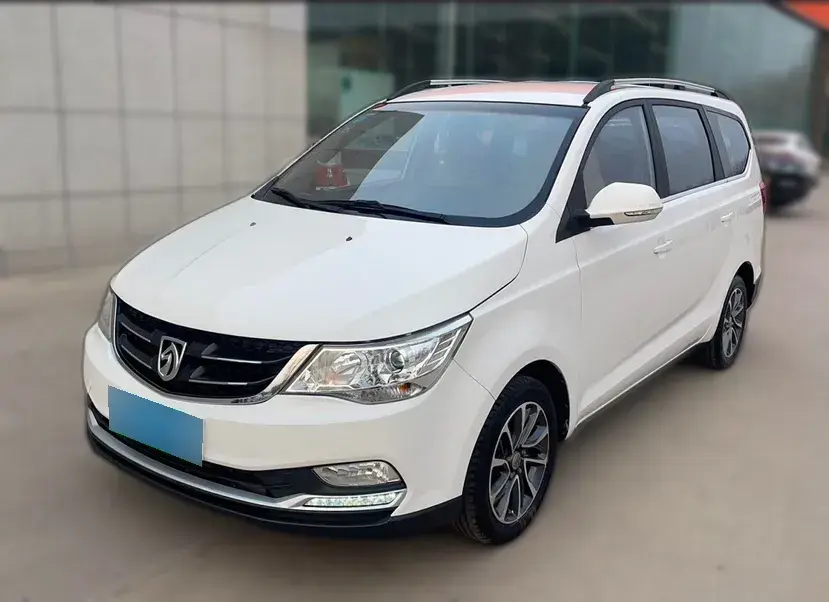 2019 BaoJun 730 1.5L 105HP L4 6MT
