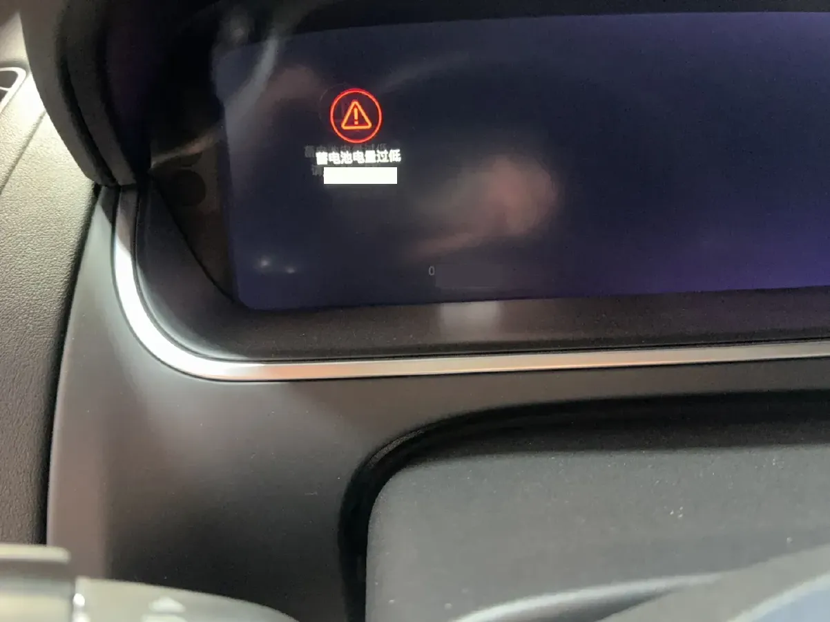 2022 Jaguar F-TYPE 2.0T 300HP L4 8AT,autocango,china used car exporter,china ev exporter,chinese used car exporter,chinese used ev exporter