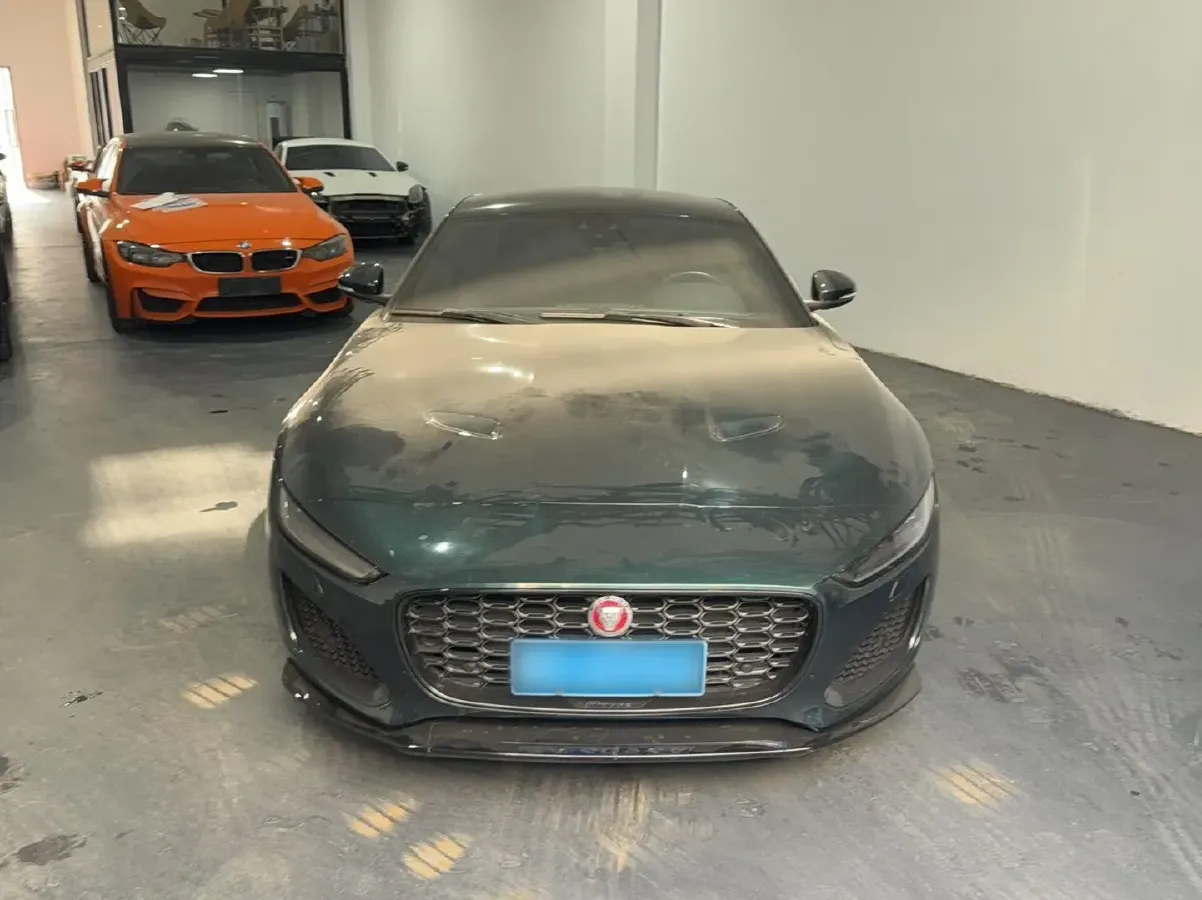 2022 Jaguar F-TYPE 2.0T 300HP L4 8AT,autocango,china used car exporter,china ev exporter,chinese used car exporter,chinese used ev exporter