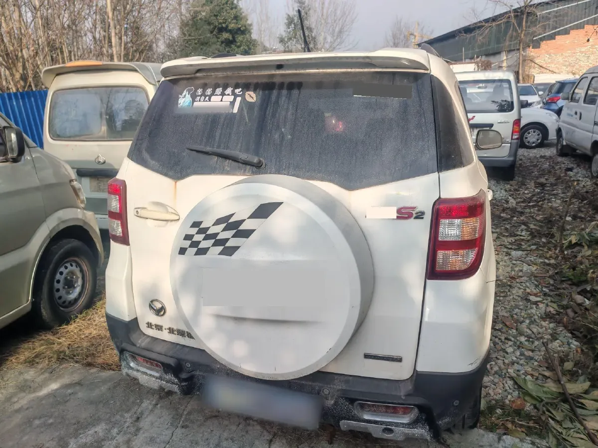 2014 BAIC Hyosow S2 1.5L 113HP L4 5MT,autocango,china used car exporter,china ev exporter,chinese used car exporter,chinese used ev exporter