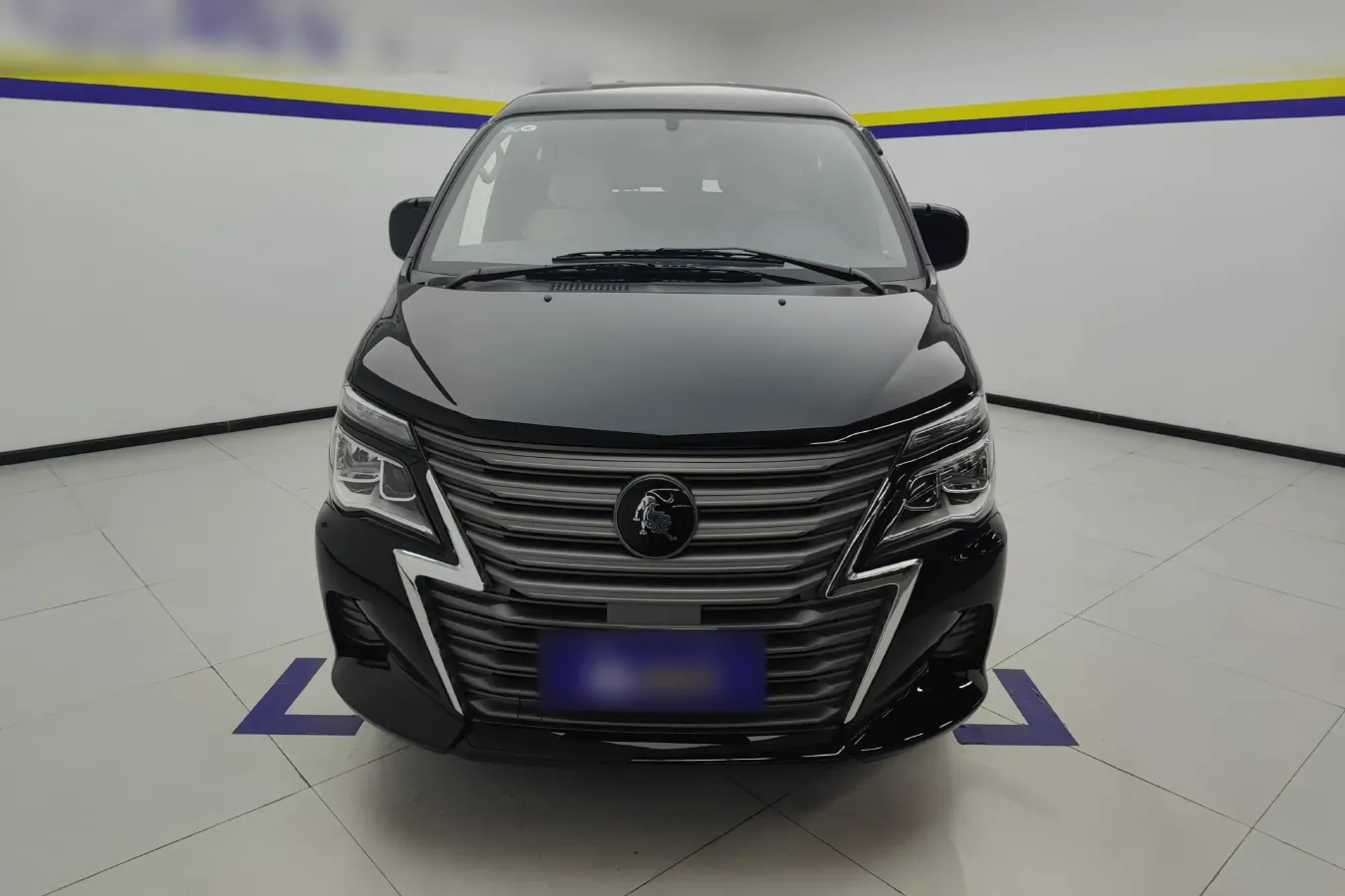 2023 DongFeng Forthing LingZhi 1.6L 116HP L4 5MT,autocango,china used car exporter,china ev exporter,chinese used car exporter,chinese used ev exporter