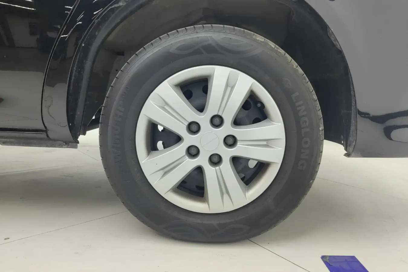 2023 DongFeng Forthing LingZhi 1.6L 116HP L4 5MT,autocango,china used car exporter,china ev exporter,chinese used car exporter,chinese used ev exporter