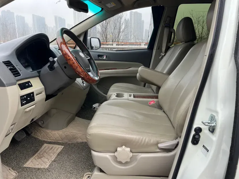 2015 BYD M6 2.4L 167HP L4 6DCT,autocango,china used car exporter,china ev exporter,chinese used car exporter,chinese used ev exporter