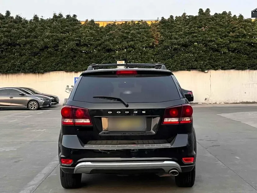 2016 Dodge JCUV 2.4L 170HP L4 6AT,autocango,china used car exporter,china ev exporter,chinese used car exporter,chinese used ev exporter