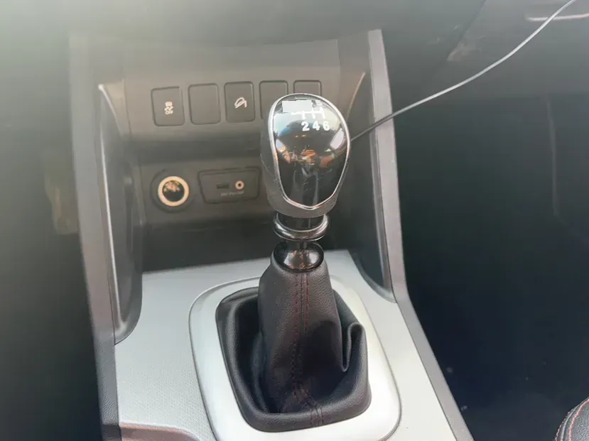 2015 JAC Refine S5 1.5T 174HP L4 6MT,autocango,china used car exporter,china ev exporter,chinese used car exporter,chinese used ev exporter