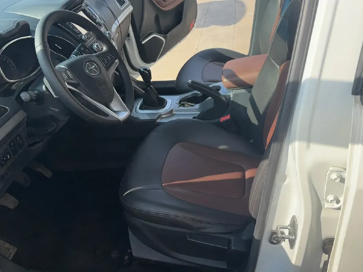 2015 JAC Refine S5 1.5T 174HP L4 6MT,autocango,china used car exporter,china ev exporter,chinese used car exporter,chinese used ev exporter