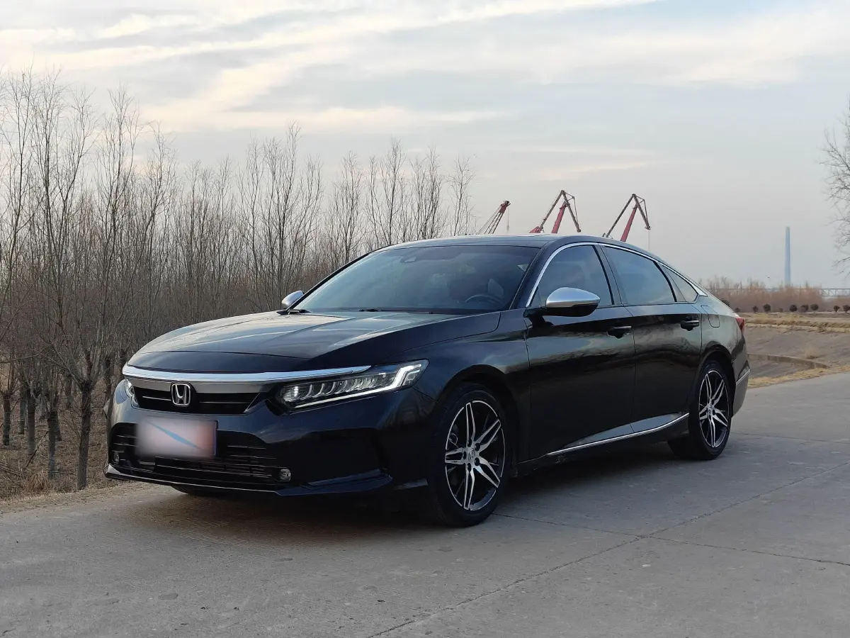 2022 Honda Inspire 1.5T 194HP L4 CVT