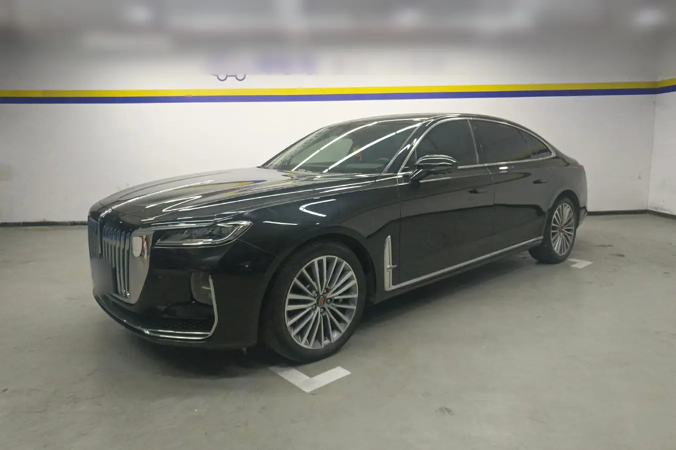 2020 HongQi H9 2.0T 252HP L4 7DCT