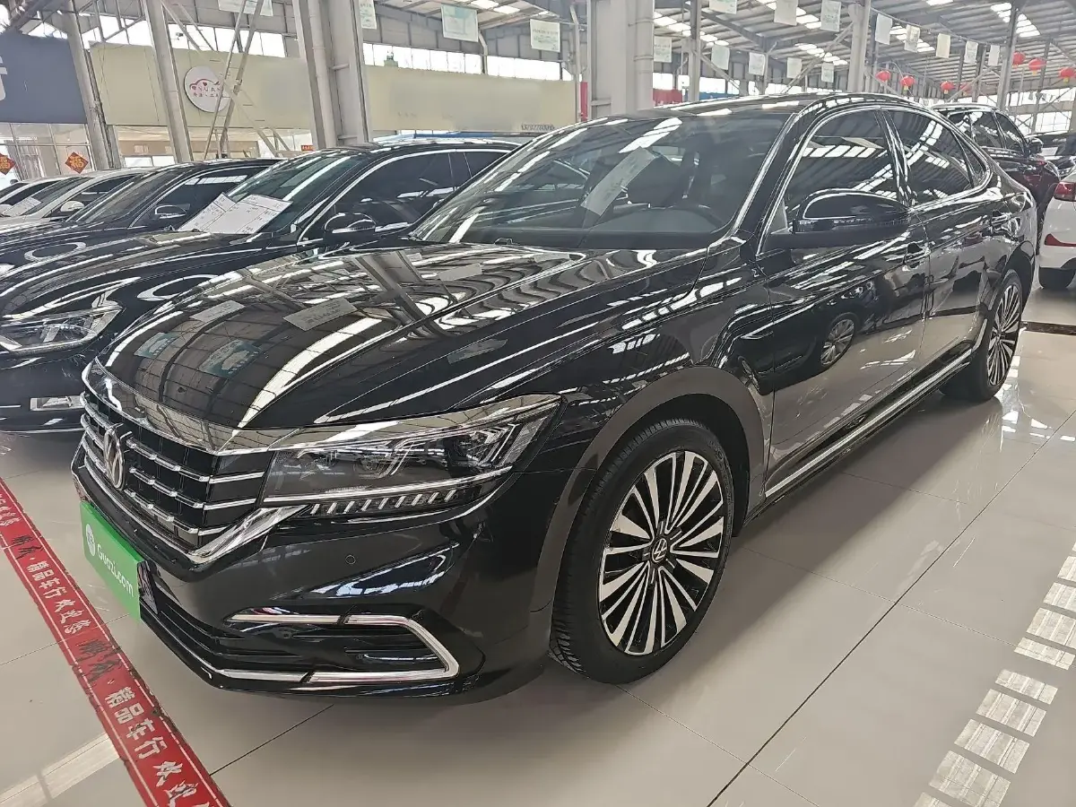 2021 Volkswagen Passat 2.0T 186HP L4 7DCT