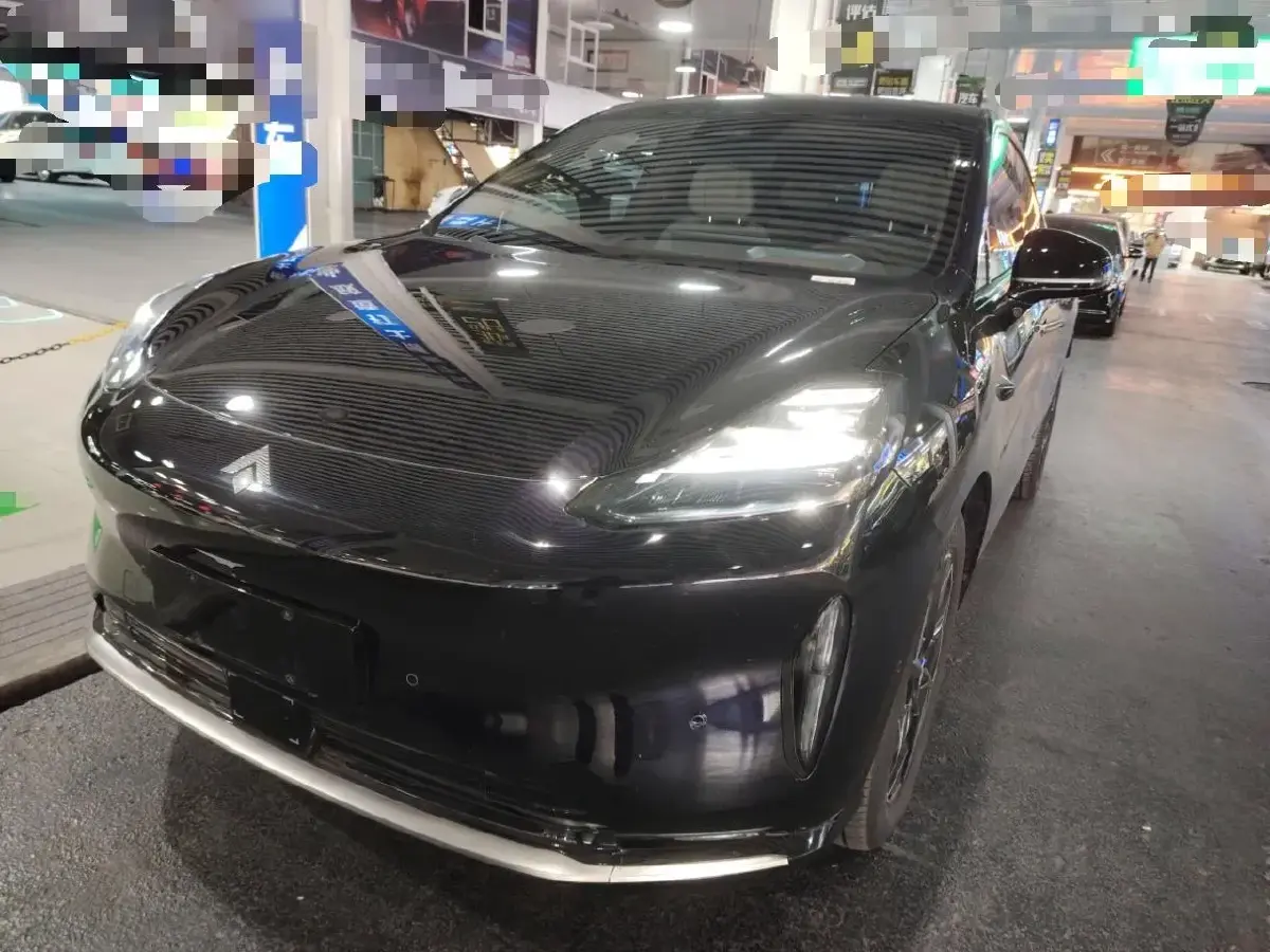 2023 Hyper HT BEV 80KWH