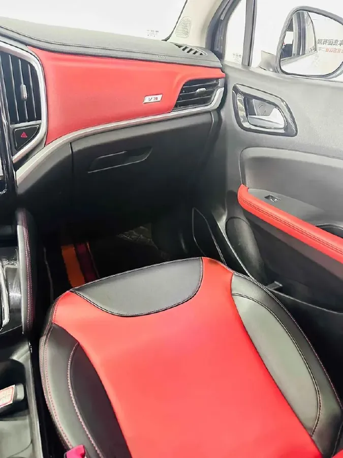 2017 Brilliance Auto V3 1.5L 112HP L4 5AT,autocango,china used car exporter,china ev exporter,chinese used car exporter,chinese used ev exporter