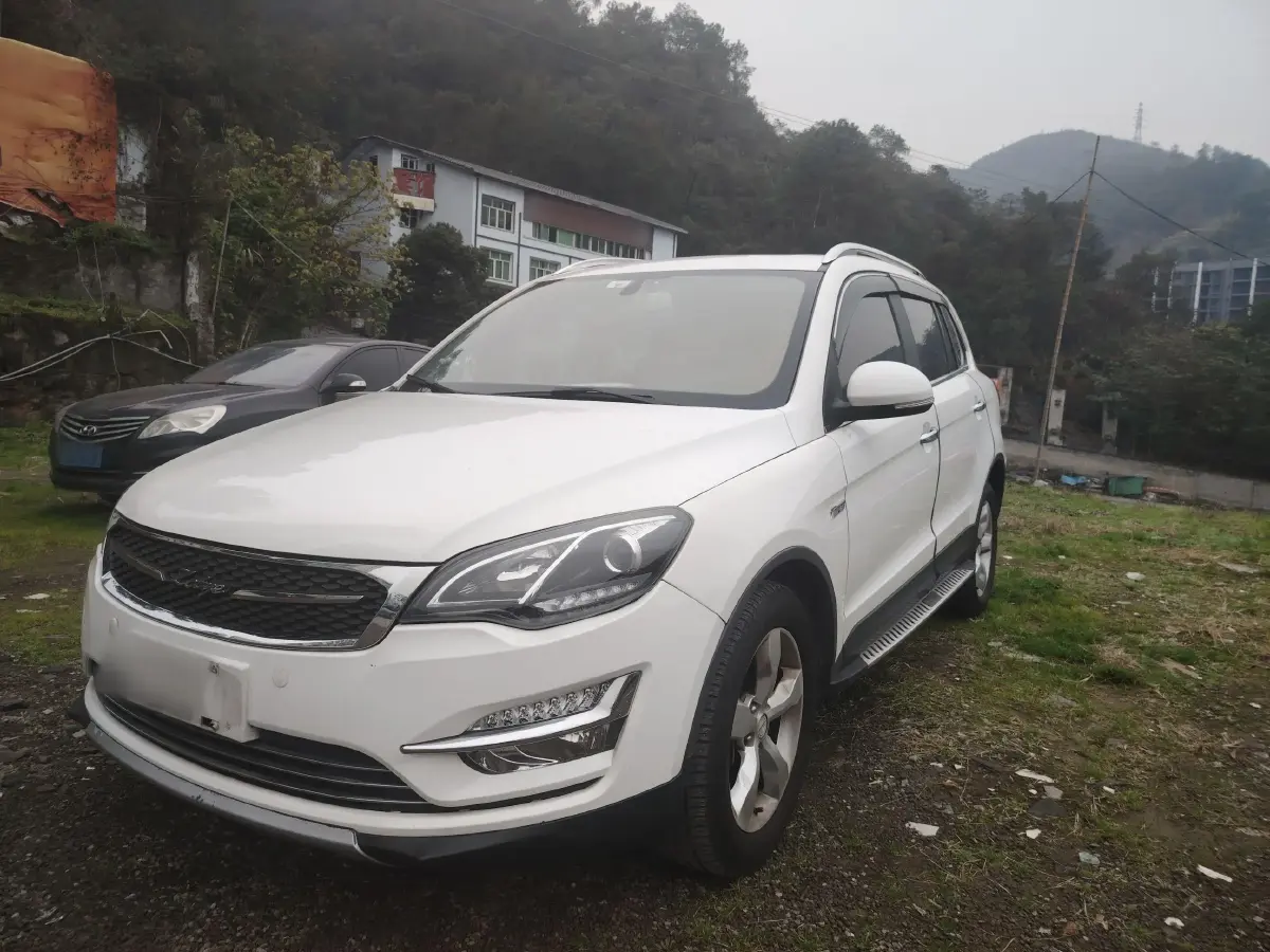 2015 Zotye Damy X5 1.5T 150HP L4 CVT