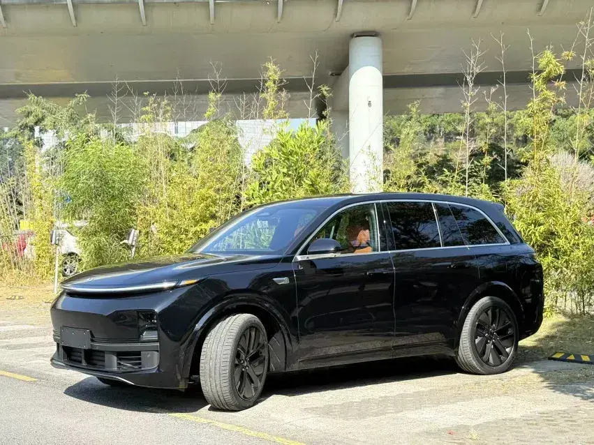 2023 Li L8 Range Extended 154HP REEV 40.9KWH