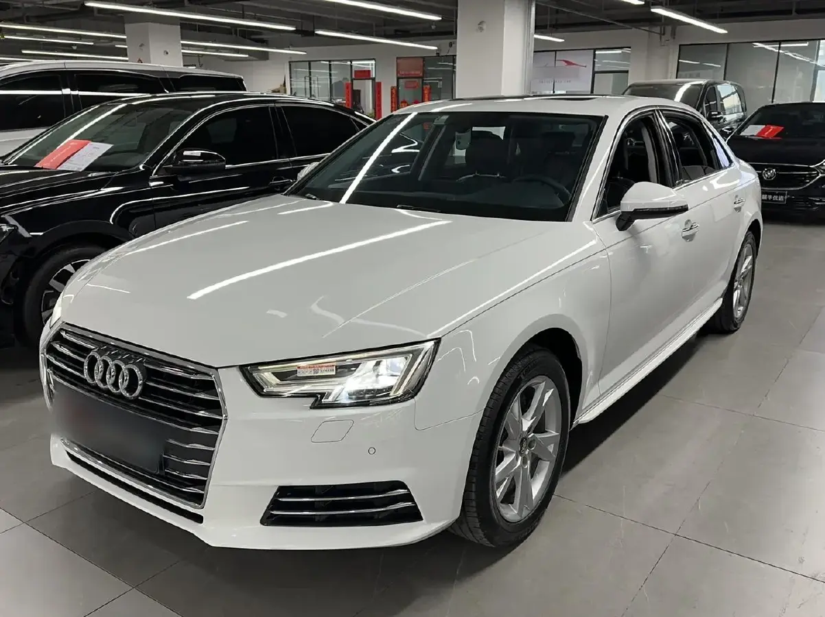 2018 Audi A4L 2.0T 190HP L4 7DCT