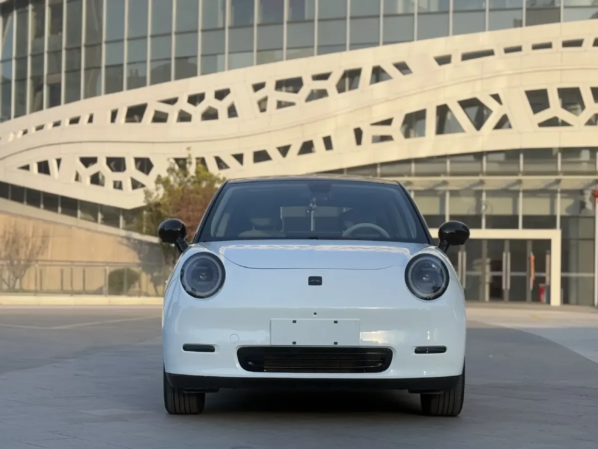 2023 JAC EV YiWei 3 BEV 41KWH,autocango,china used car exporter,china ev exporter,chinese used car exporter,chinese used ev exporter