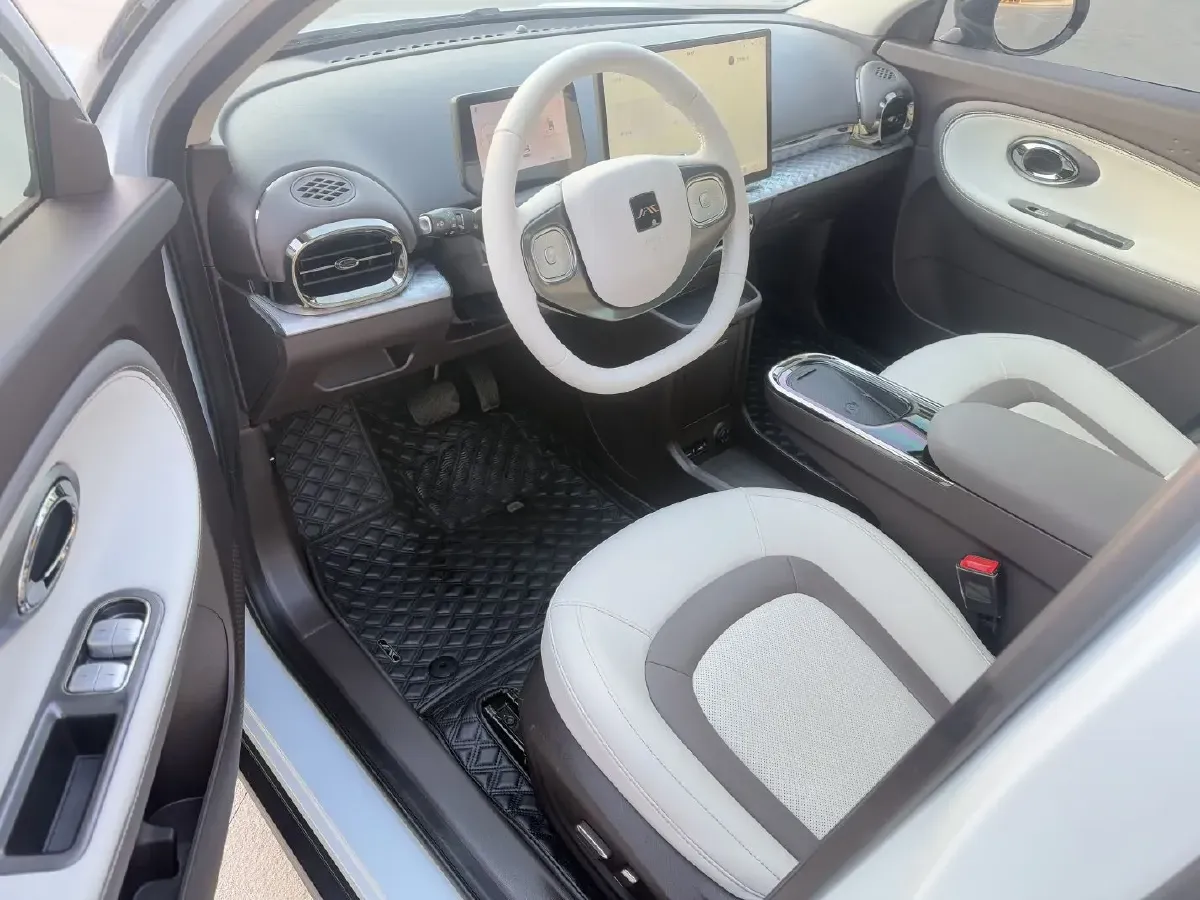 2023 JAC EV YiWei 3 BEV 41KWH,autocango,china used car exporter,china ev exporter,chinese used car exporter,chinese used ev exporter