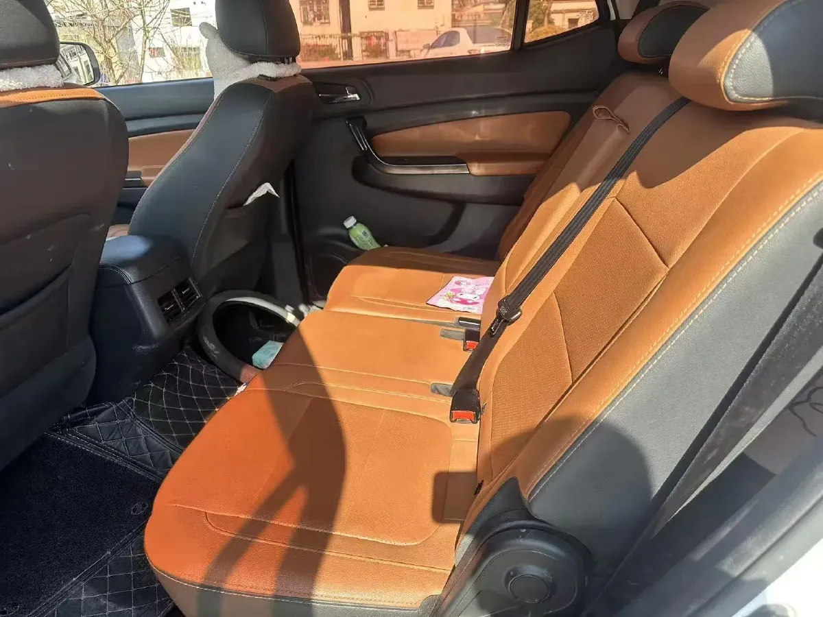 2017 ChangAn Oshan CX70 1.6L 117HP L4 5MT,autocango,china used car exporter,china ev exporter,chinese used car exporter,chinese used ev exporter