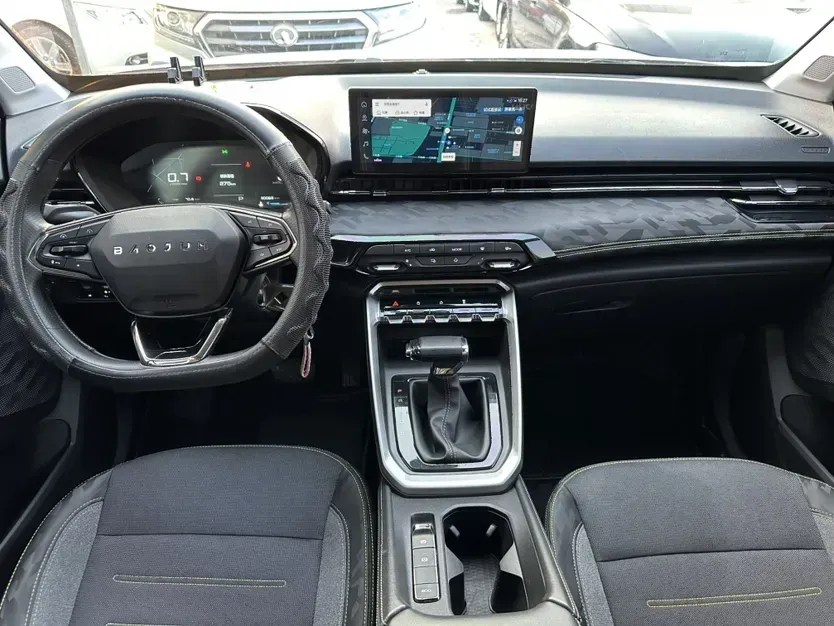 2020 BaoJun RS-3 1.5L 99HP L4 CVT,autocango,china used car exporter,china ev exporter,chinese used car exporter,chinese used ev exporter